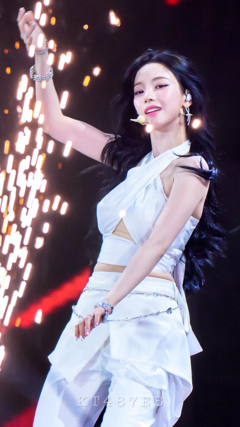 에스파 카리나