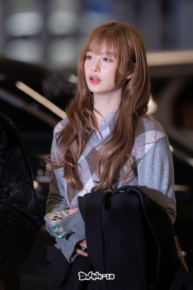 대만으로 출국하는 엔믹스 설윤