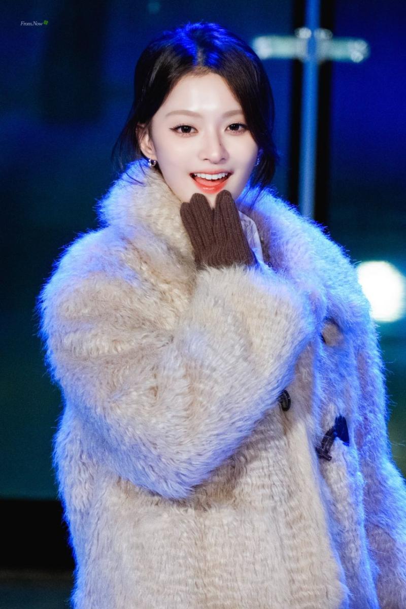 프로미스나인 이나경