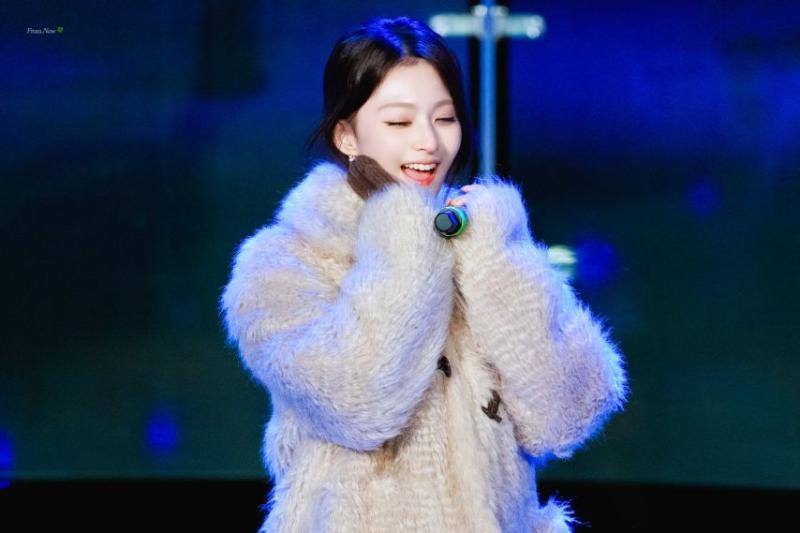 프로미스나인 이나경