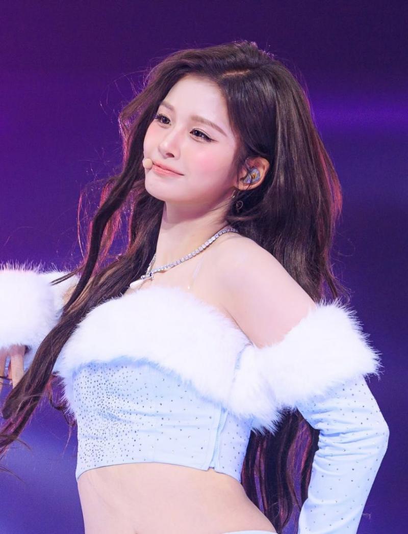NMIXX (엔믹스)