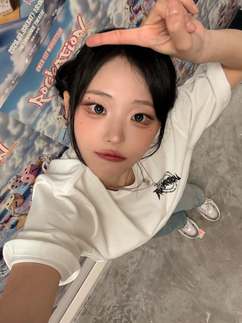 QWER 히나