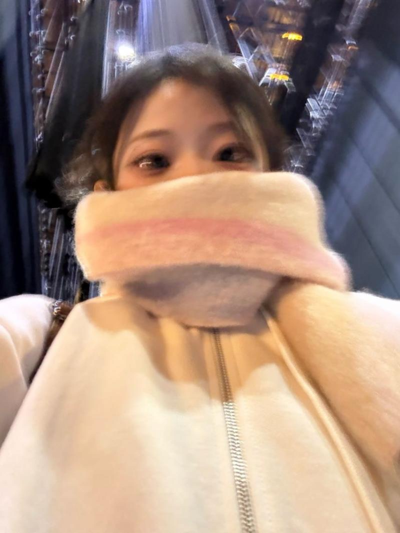 QWER 히나
