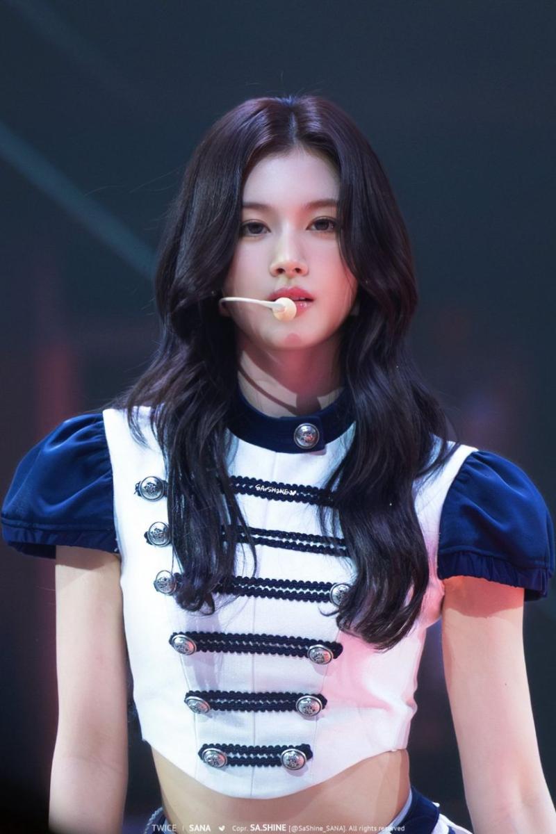 트와이스 사나