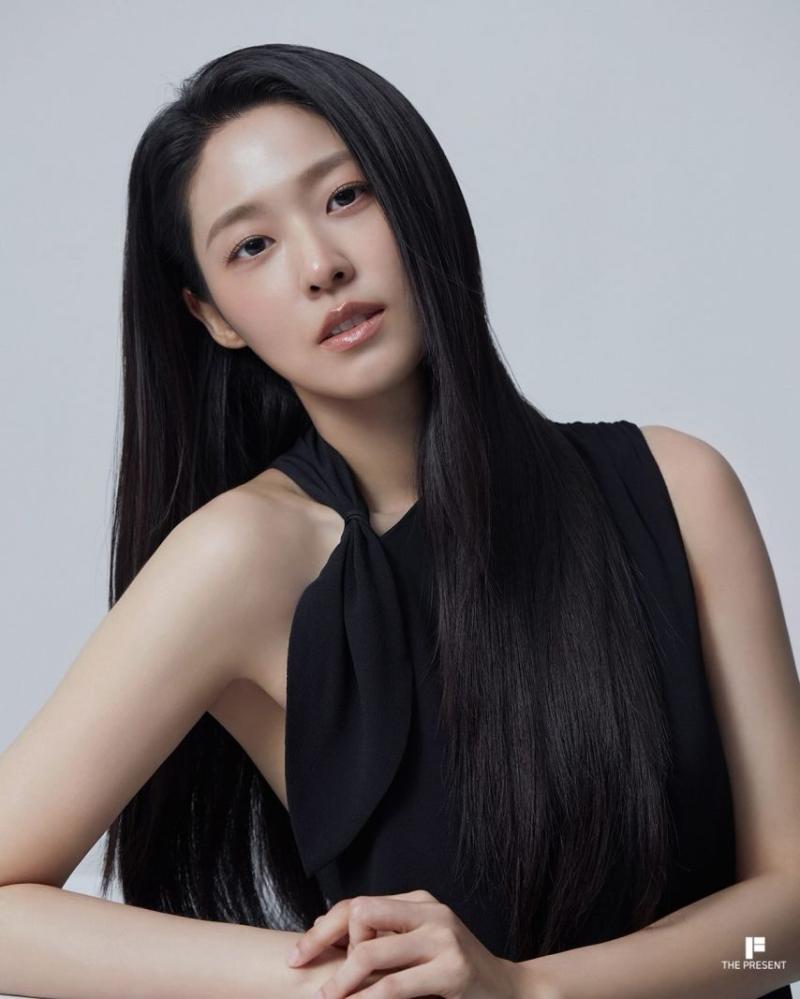 김설현