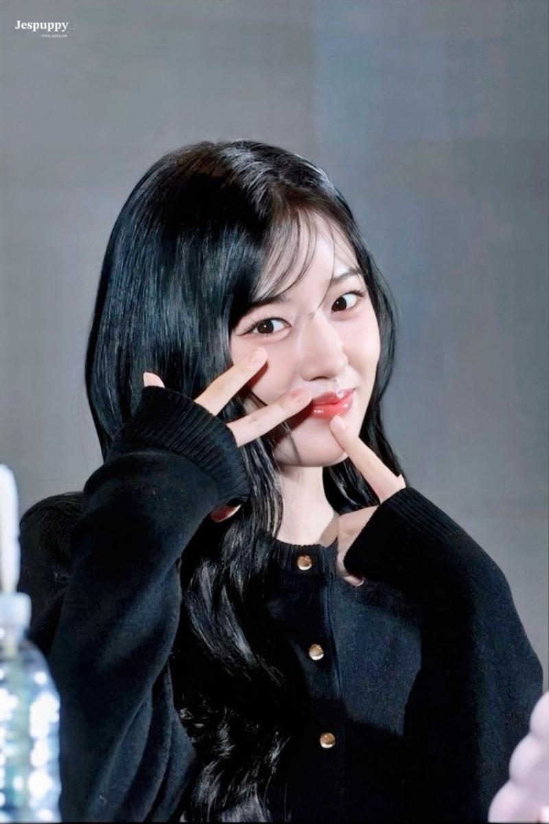 아이브 안유진