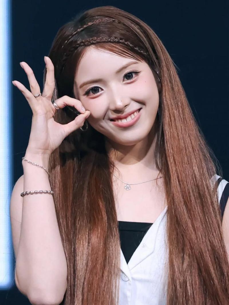 NMIXX (엔믹스) 지우