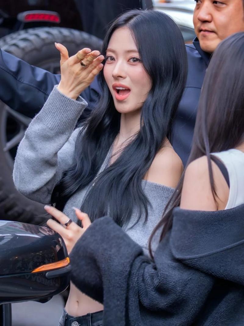 MEOVV (미야오) 안나