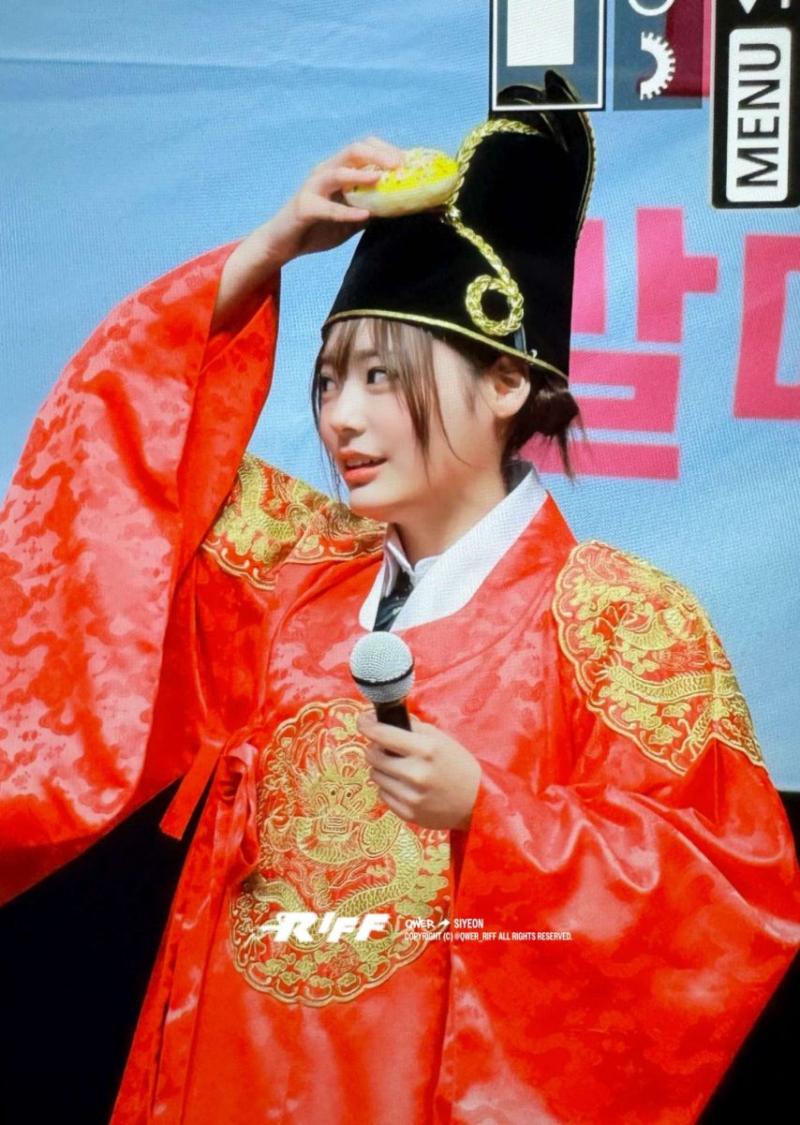 QWER 시연