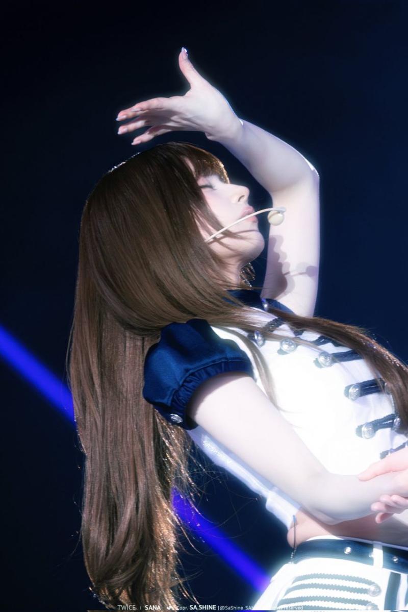 트와이스 사나