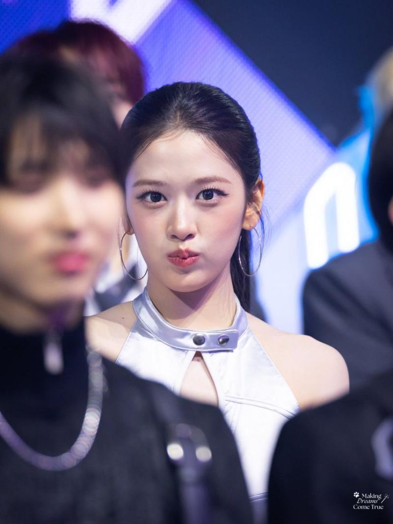 아이브 안유진