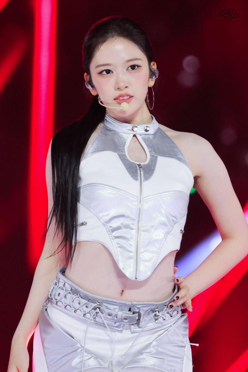 아이브 안유진
