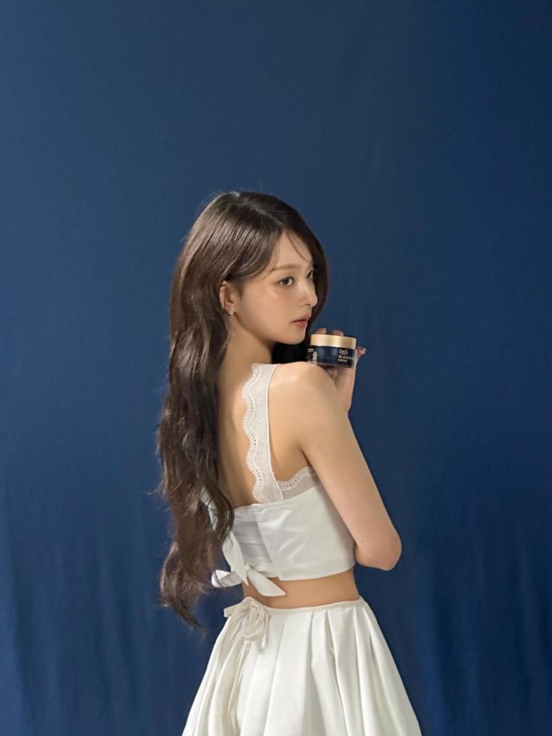 프로미스나인 이나경