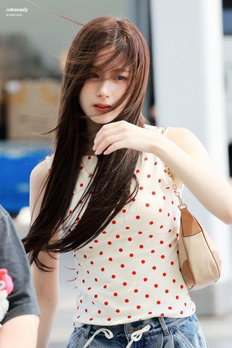 트와이스 사나