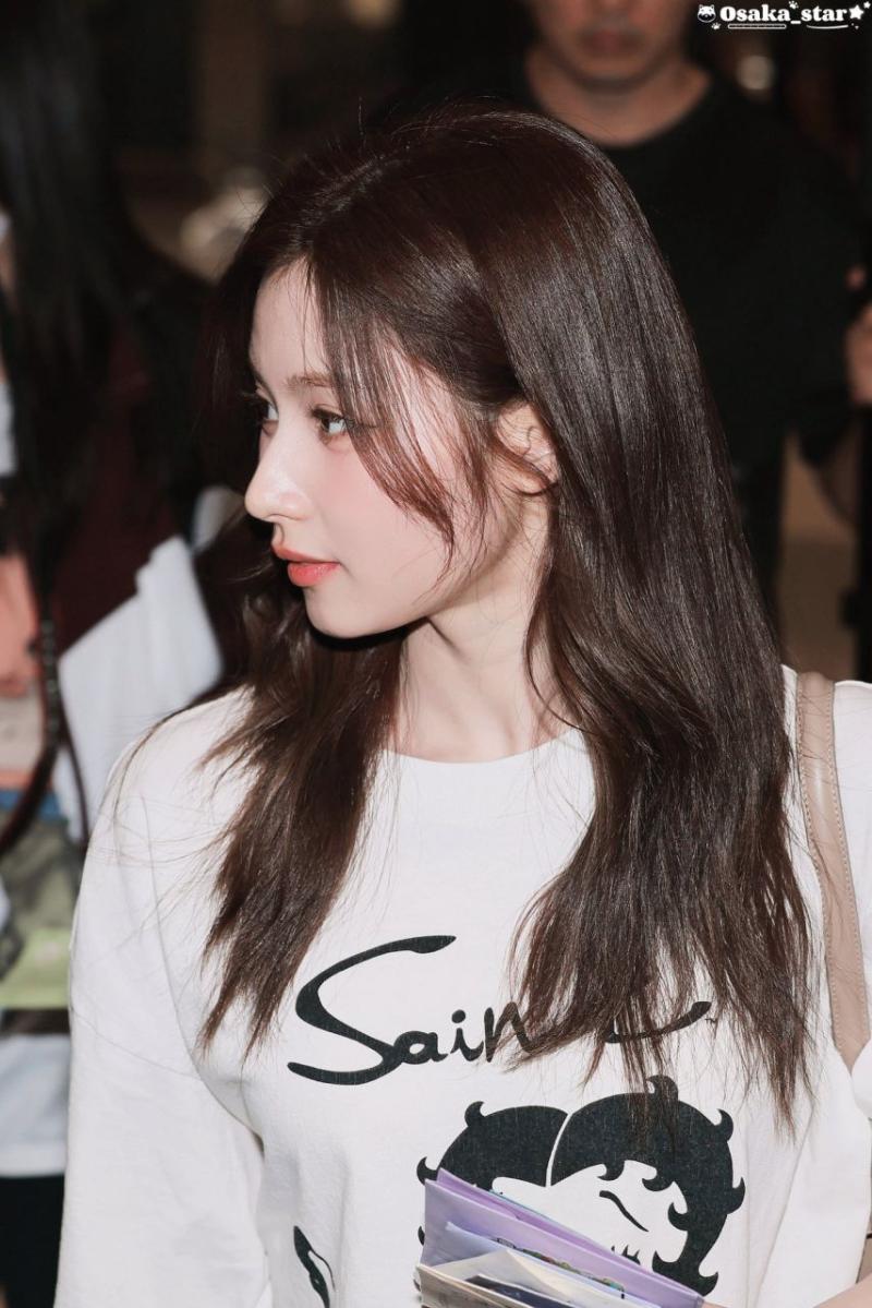 트와이스 사나