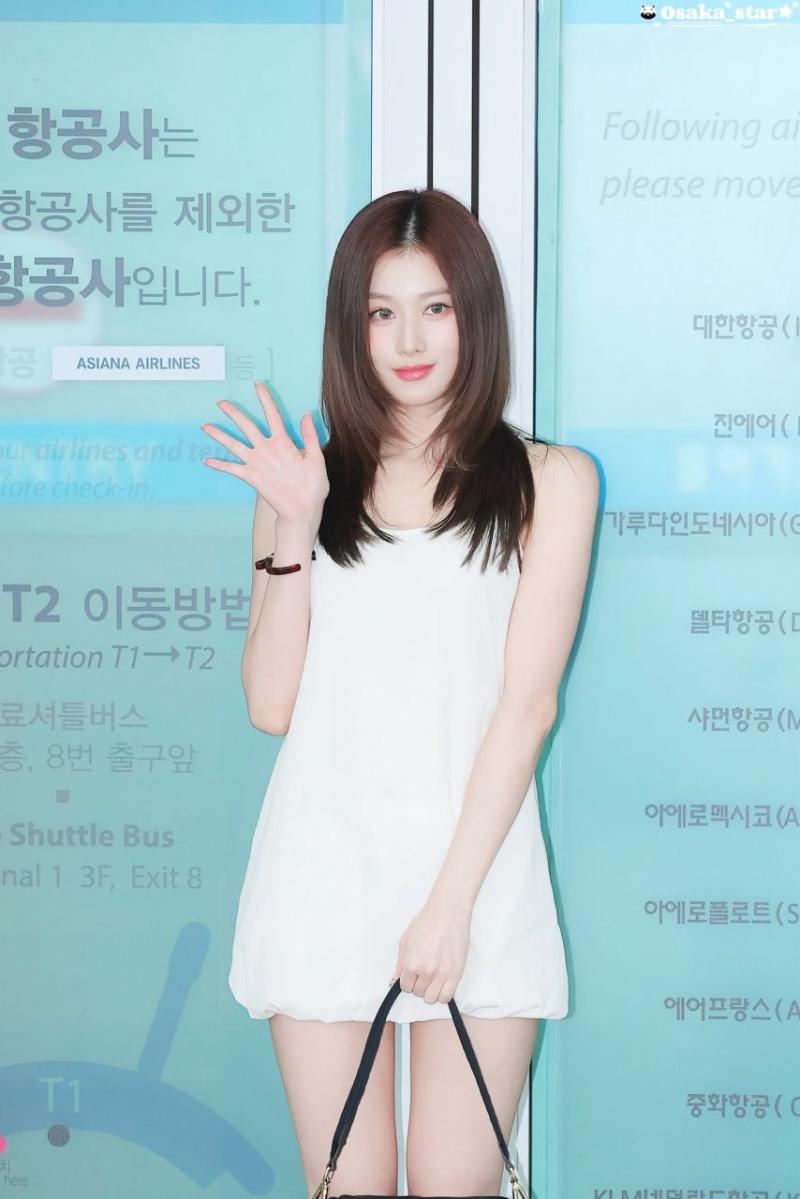트와이스 사나