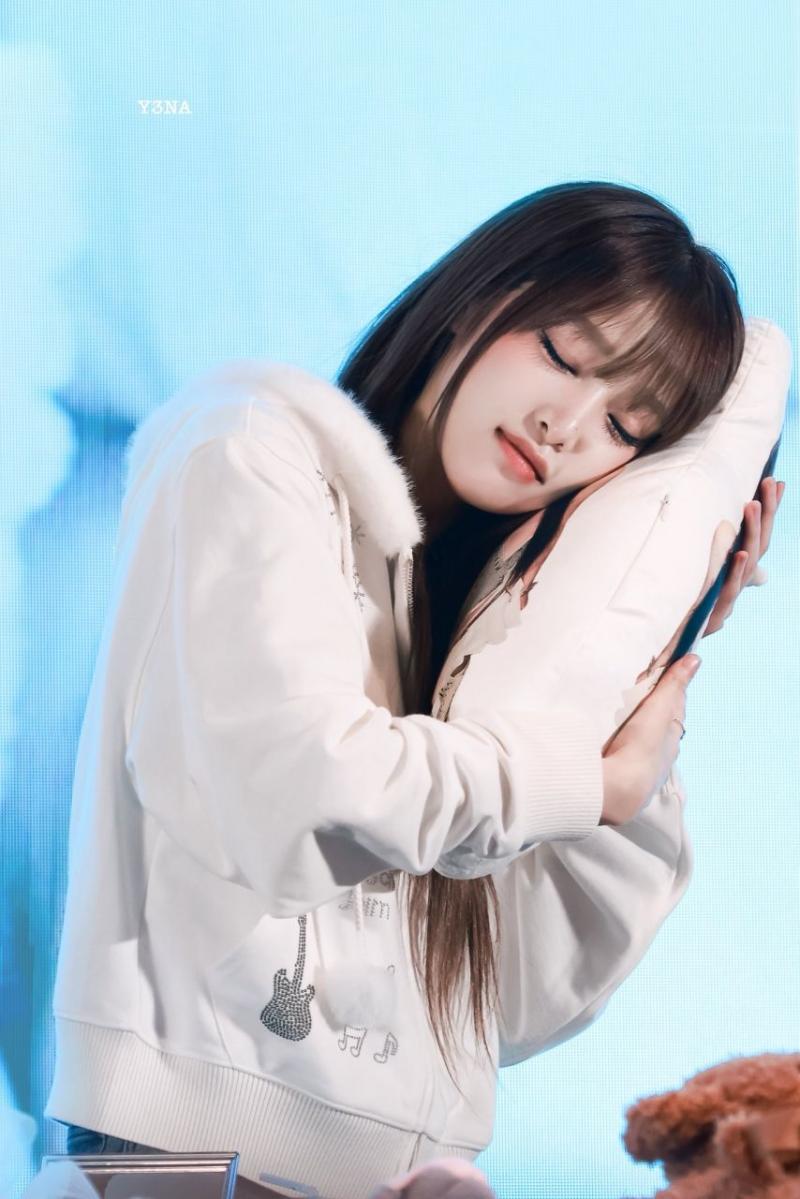 최예나