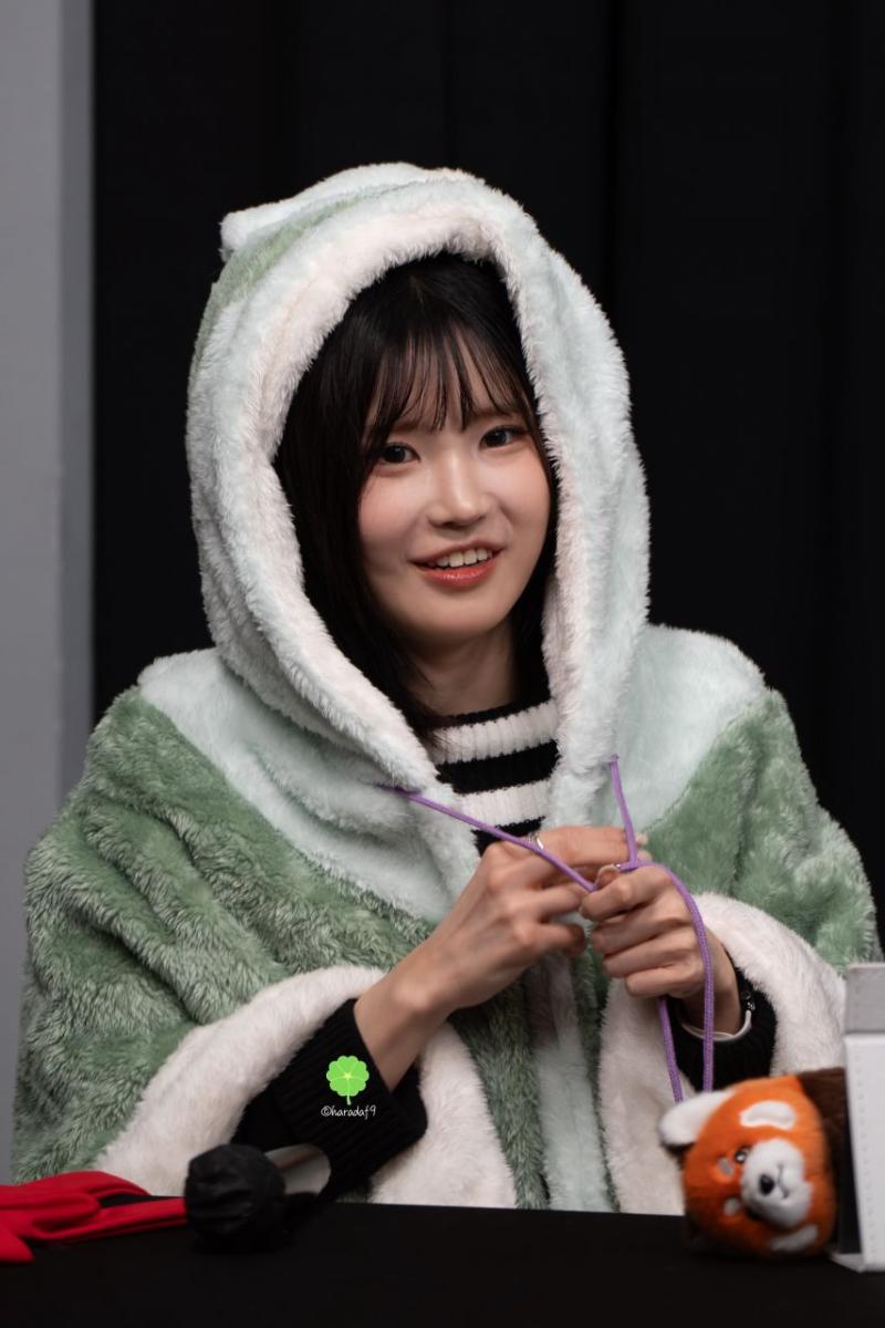 프로미스나인 송하영
