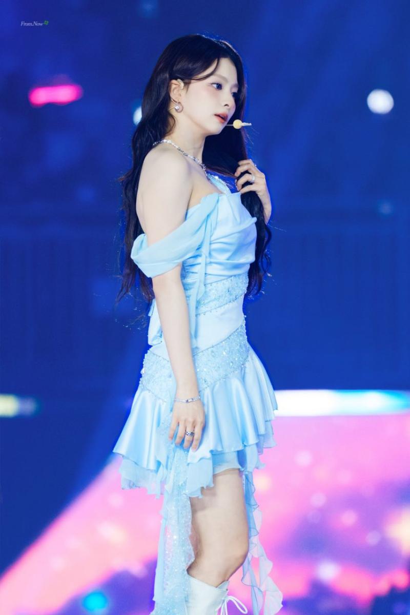 프로미스나인 이나경
