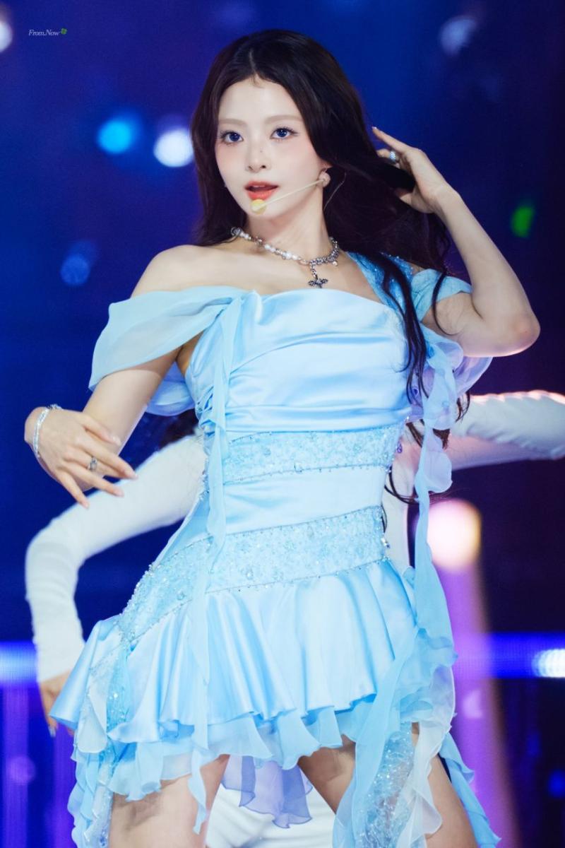 프로미스나인 이나경