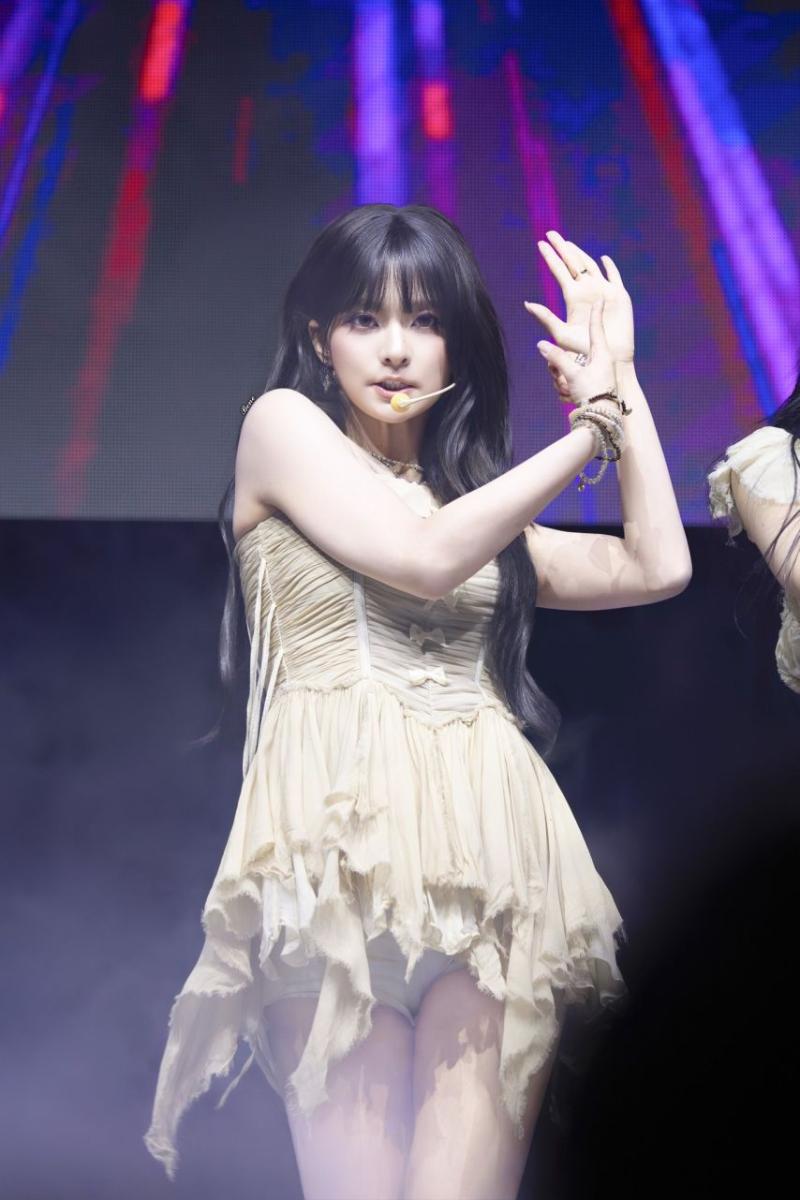 프로미스나인 이나경