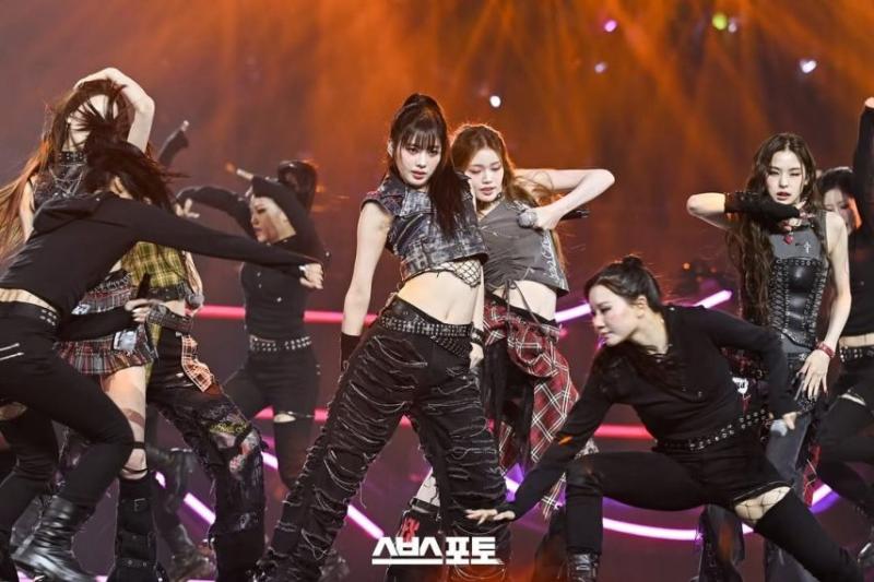 이즈나 가요대전 현장포터