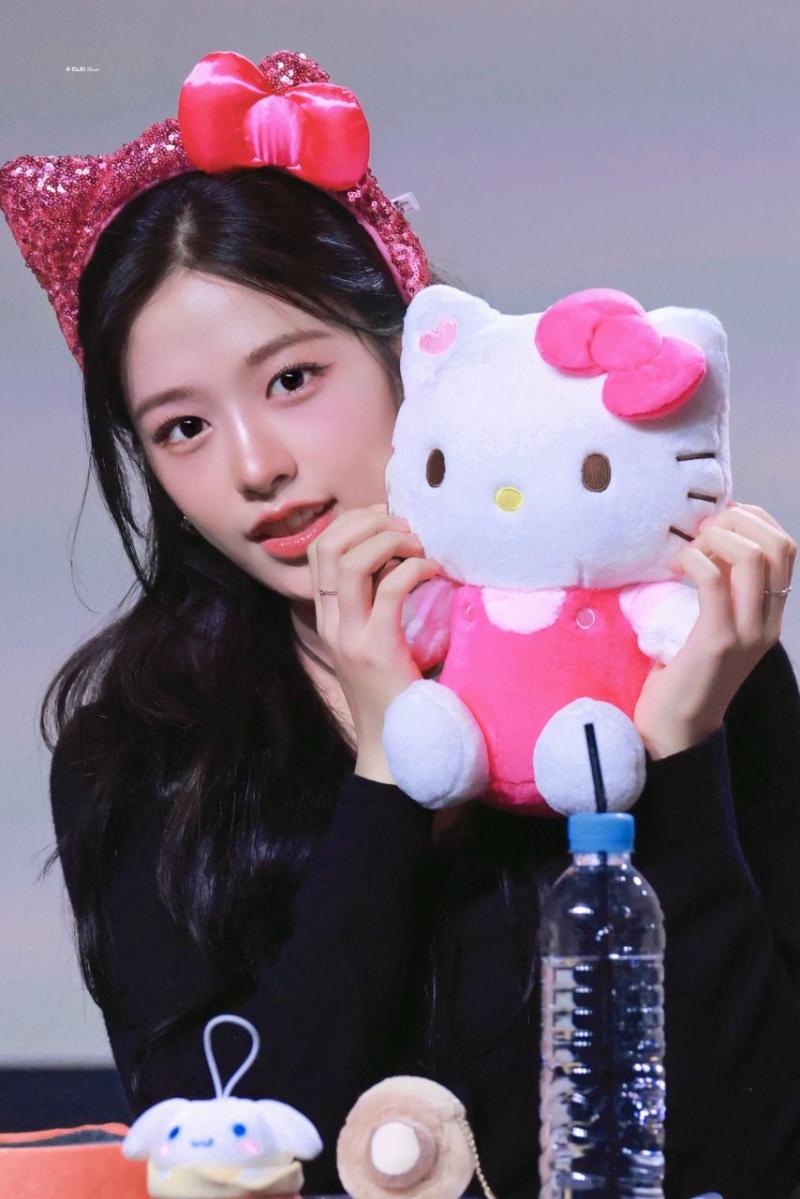 아이브 안유진