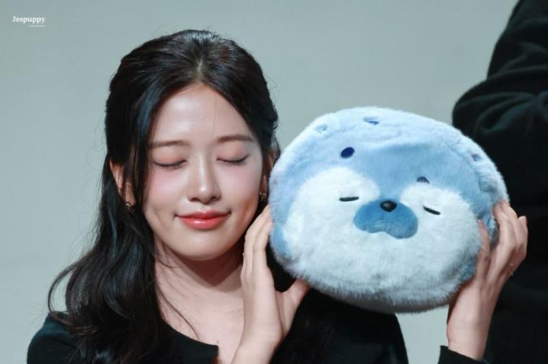 아이브 안유진