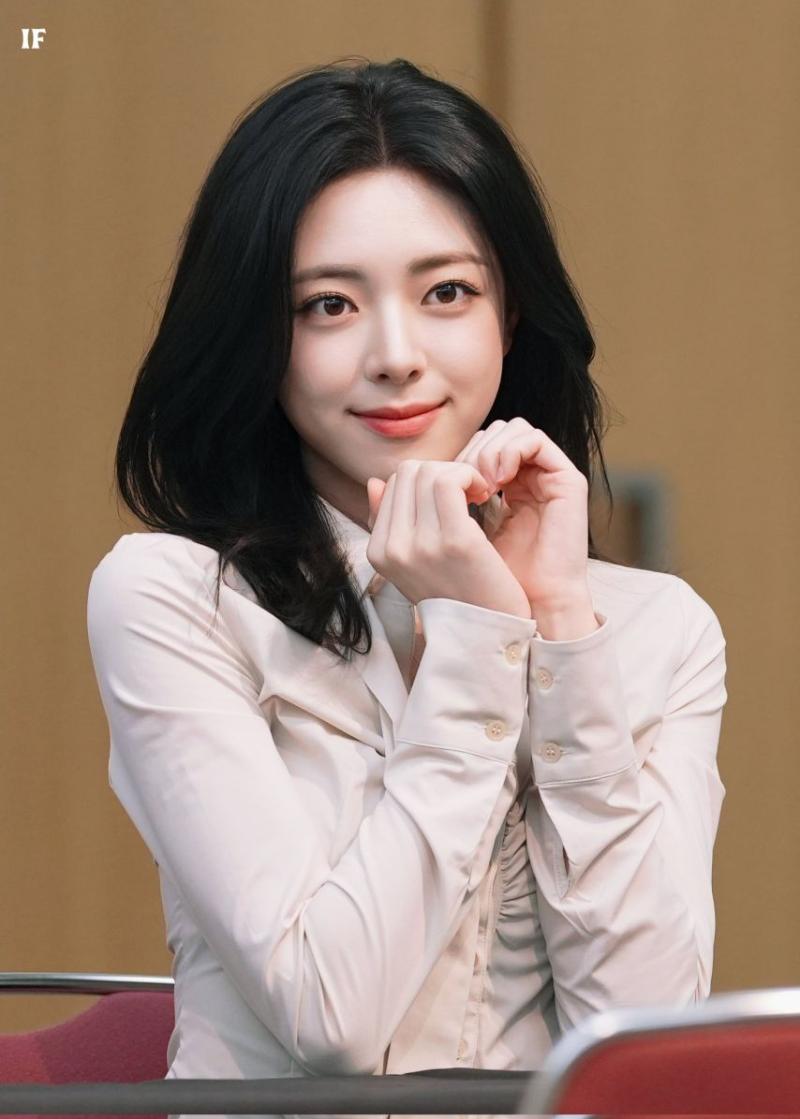 있지 유나