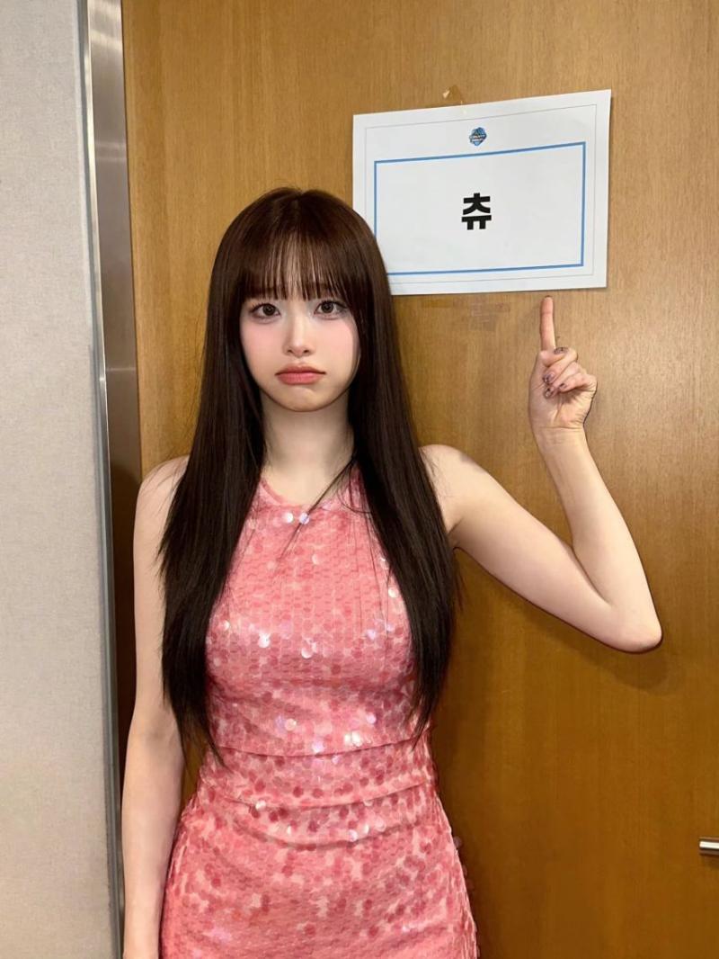 츄 엠카/ 올리브영팝업