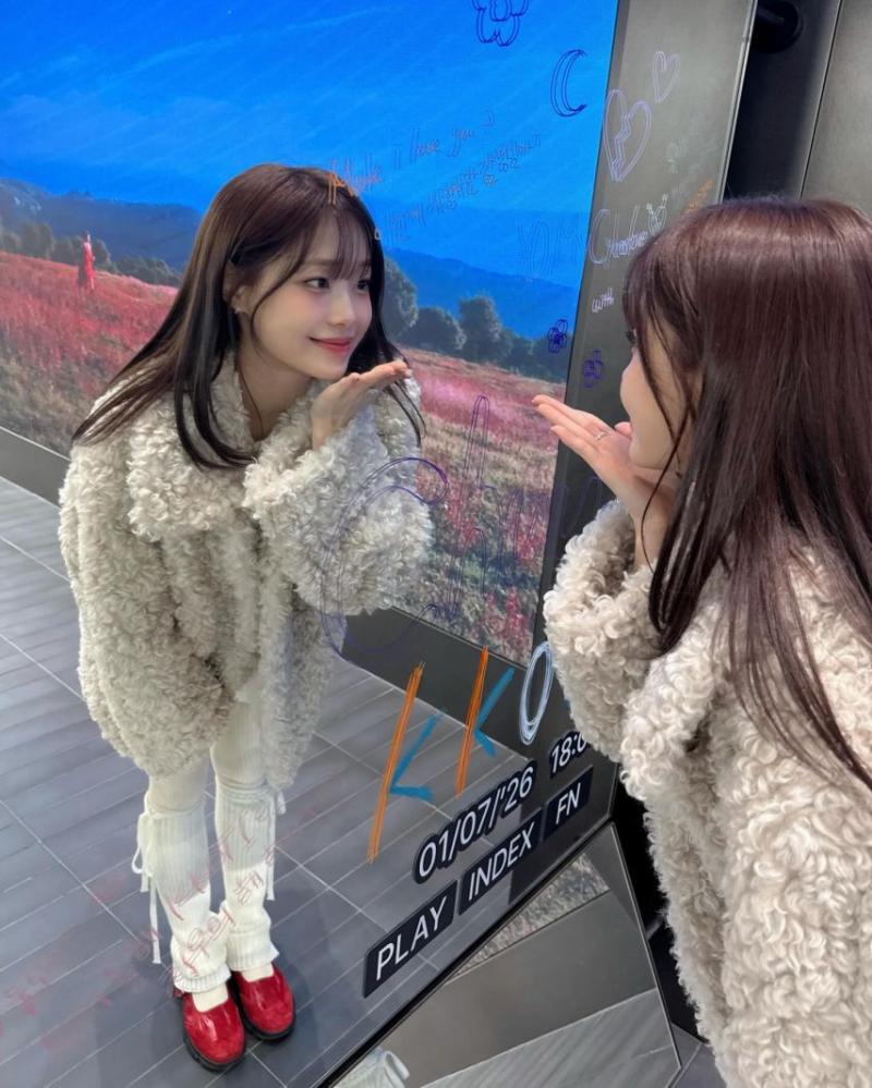 츄 엠카/ 올리브영팝업