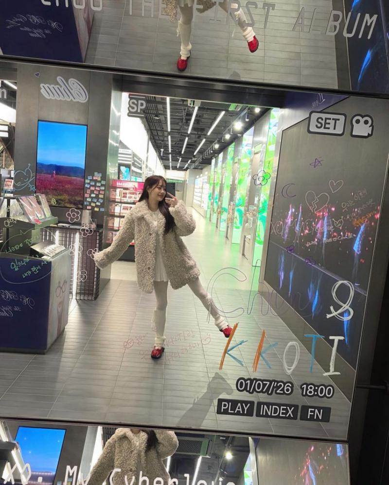 츄 엠카/ 올리브영팝업