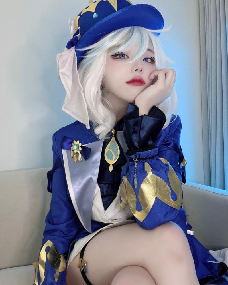 QWER 히나