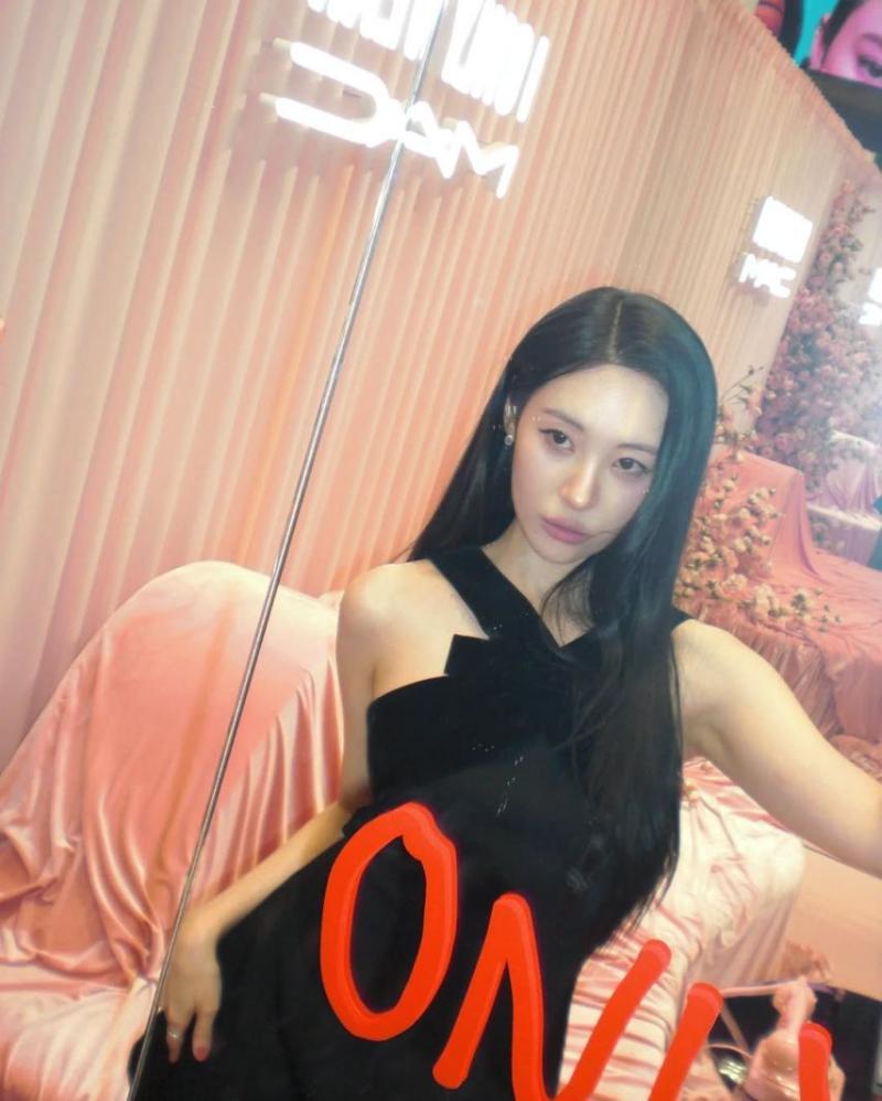 선미 (SUNMI)