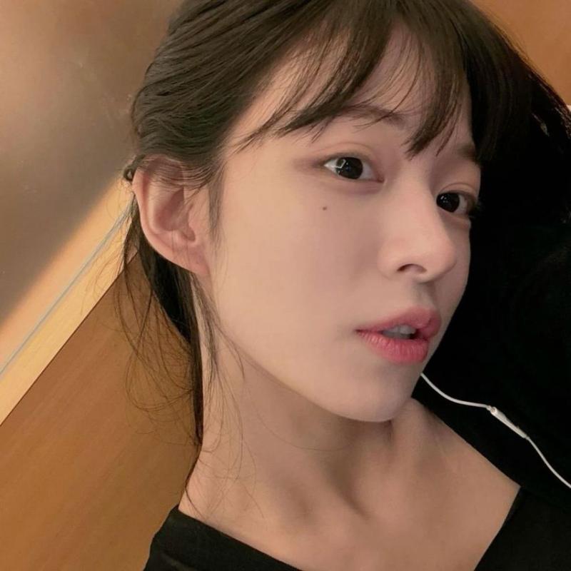 프로미스나인 이채영