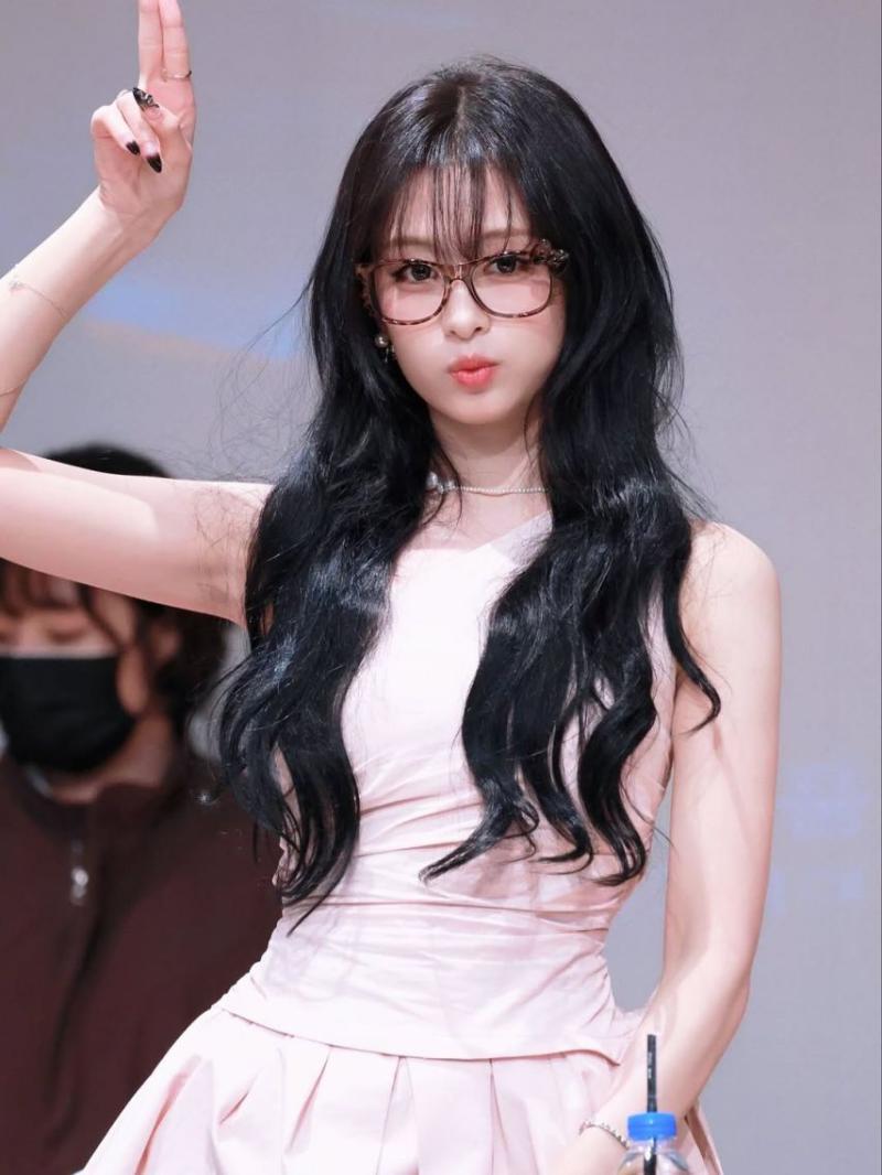BABYMONSTER (베이비몬스터) 아현
