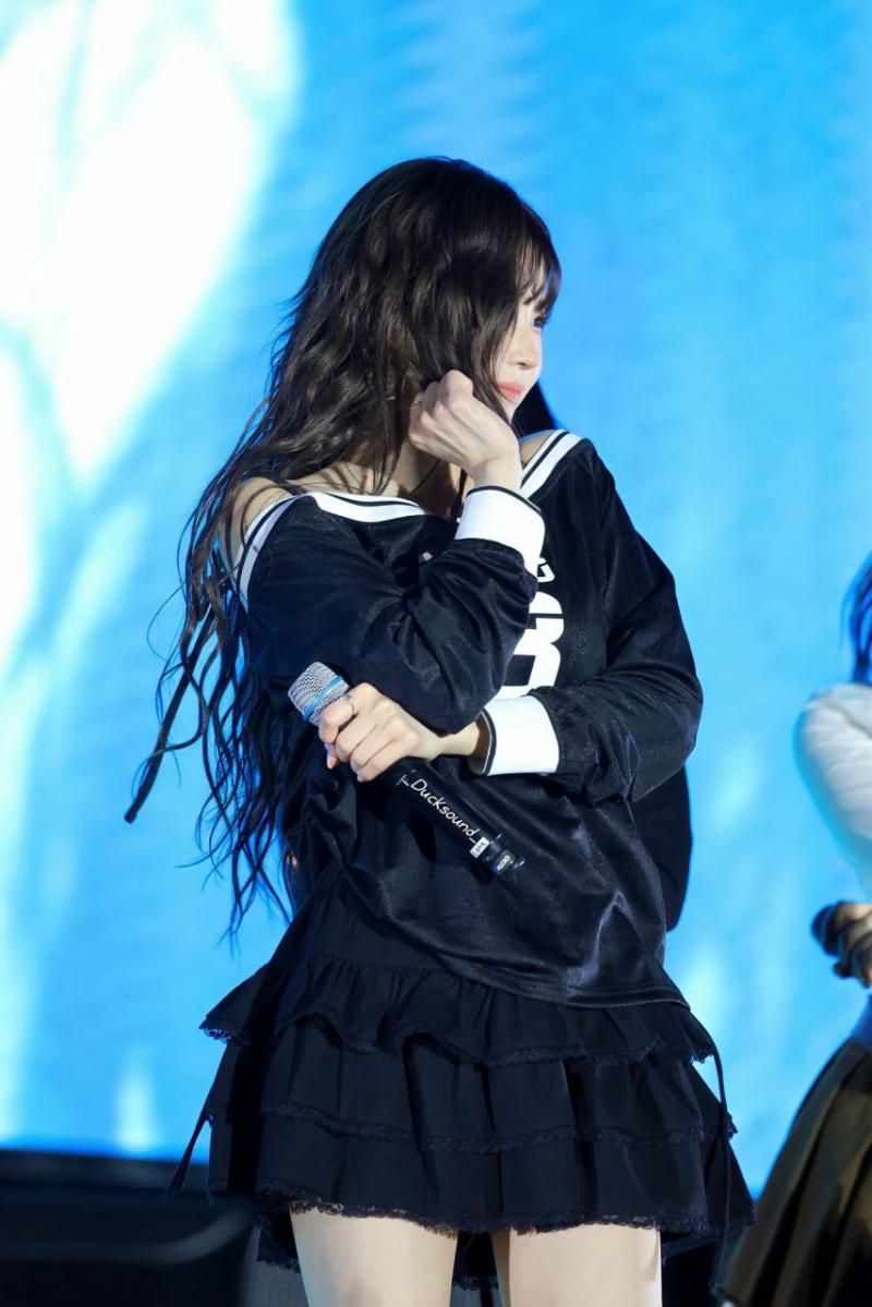 프로미스나인 송하영