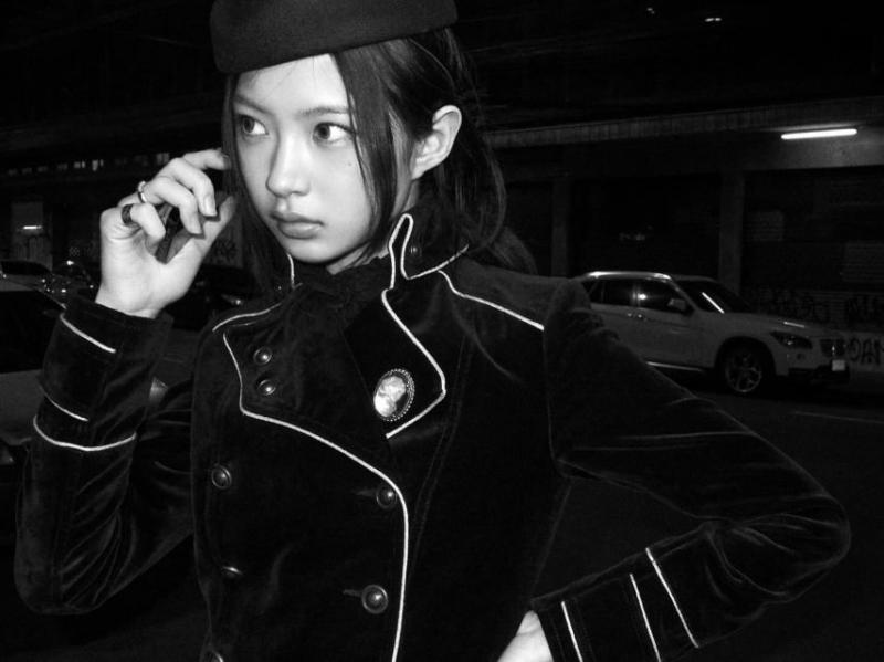 ŰŰ