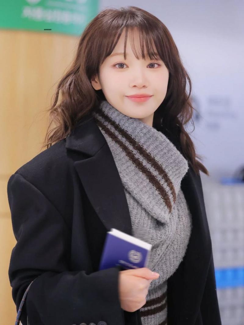 LE SSERAFIM (르세라핌) 김채원