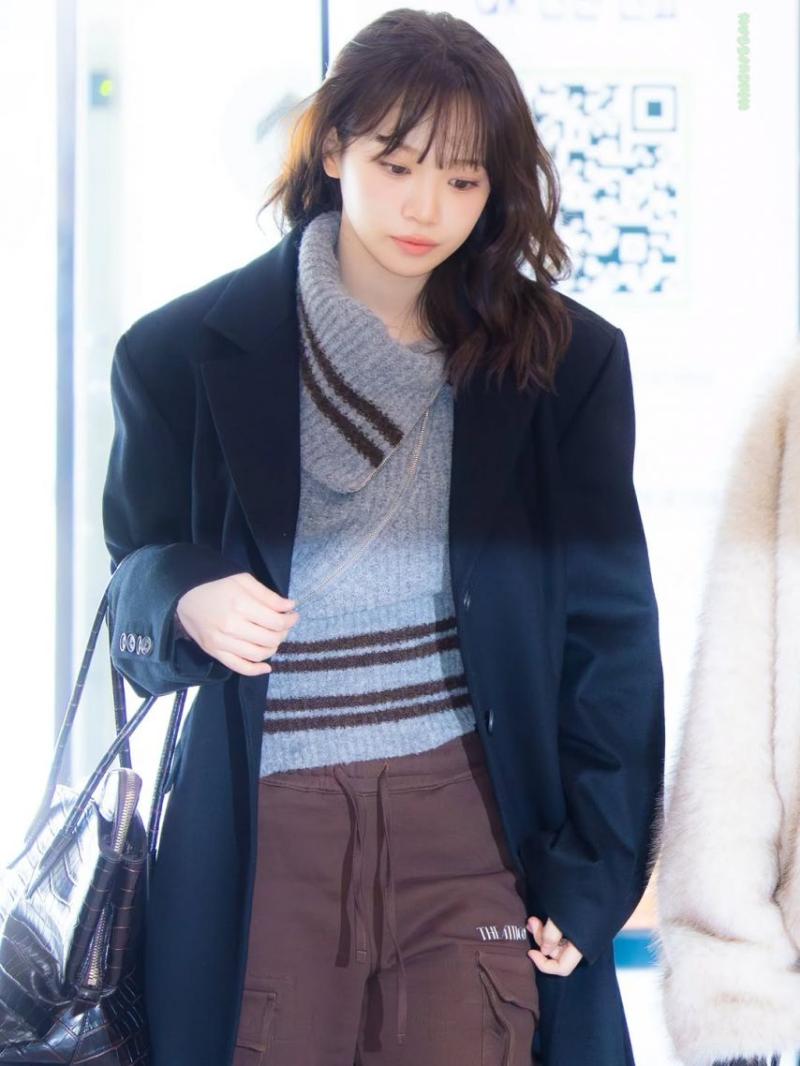 LE SSERAFIM (르세라핌) 김채원