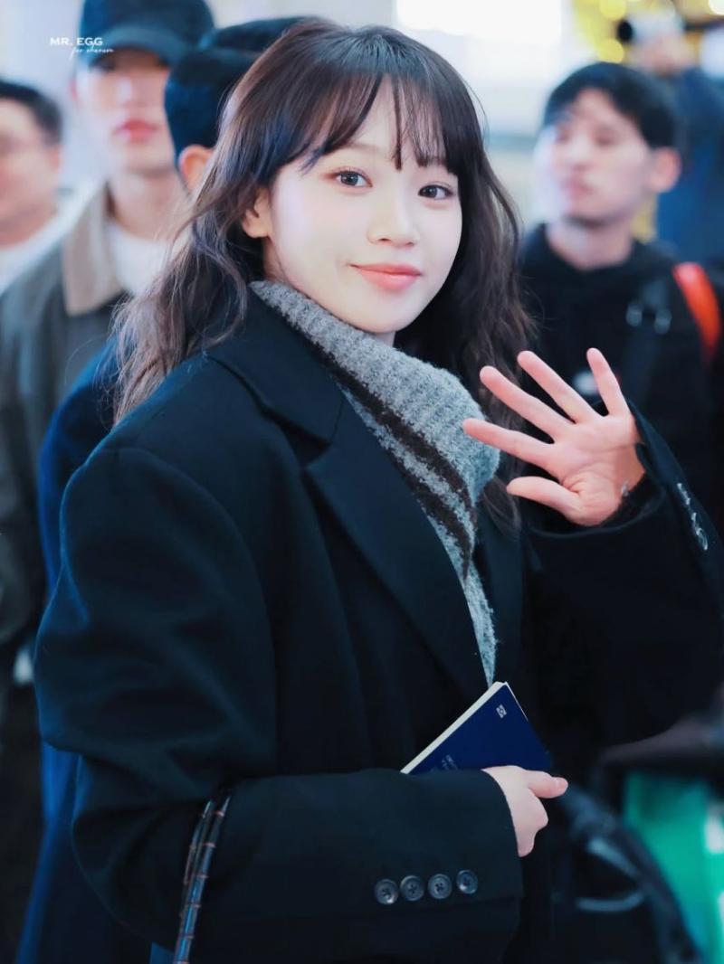 LE SSERAFIM (르세라핌) 김채원