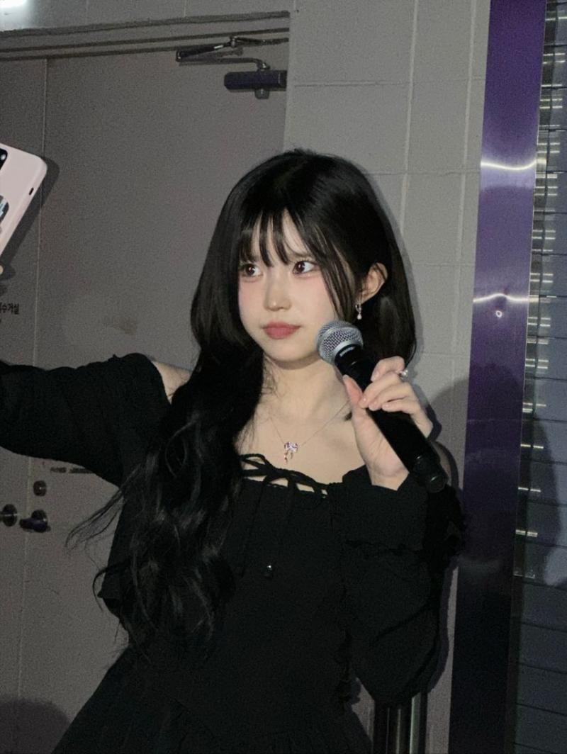 프로미스나인 송하영