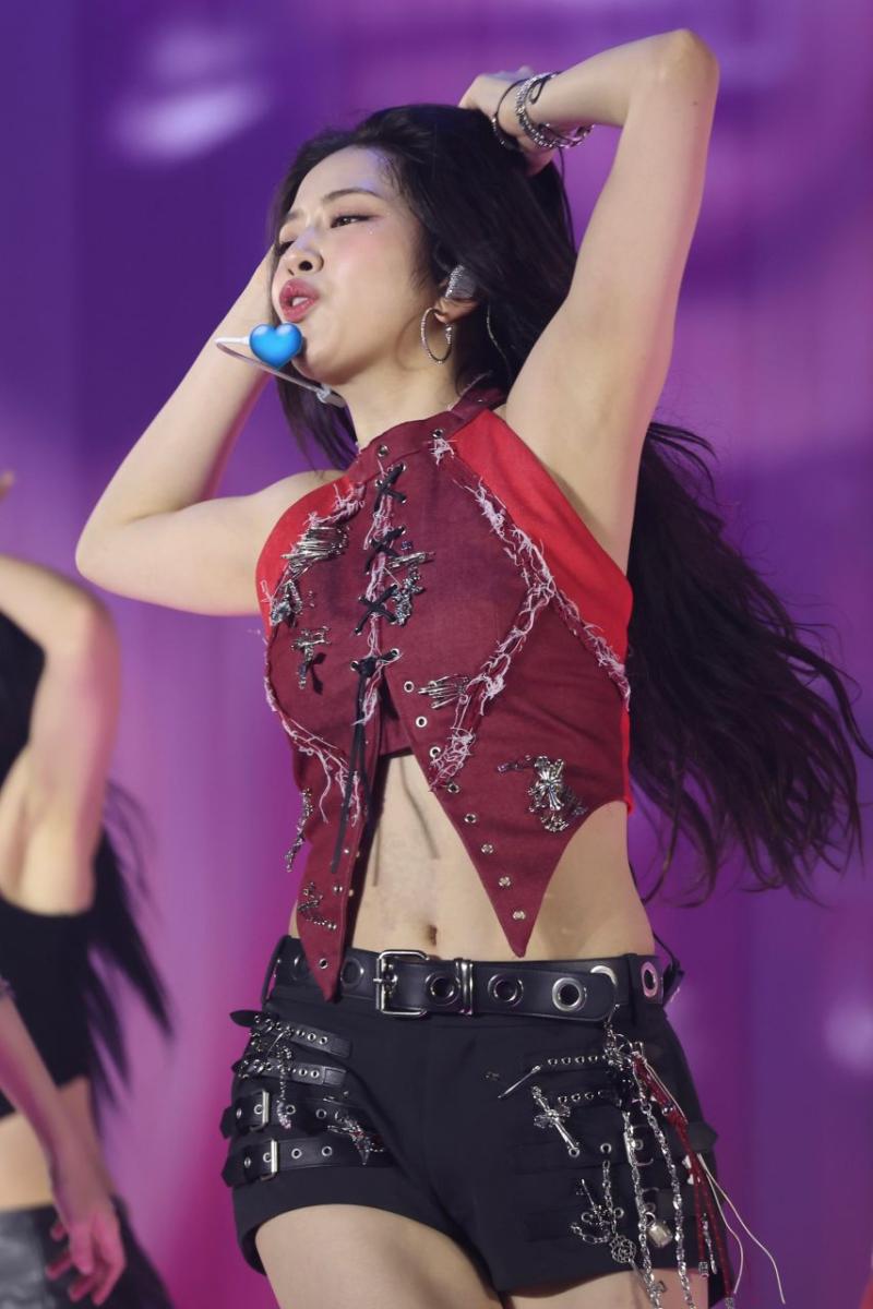 아이브 안유진