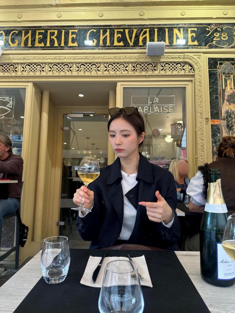 신세경