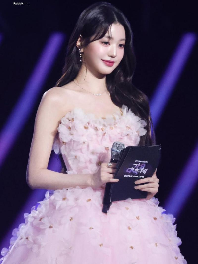 IVE (아이브) 장원영