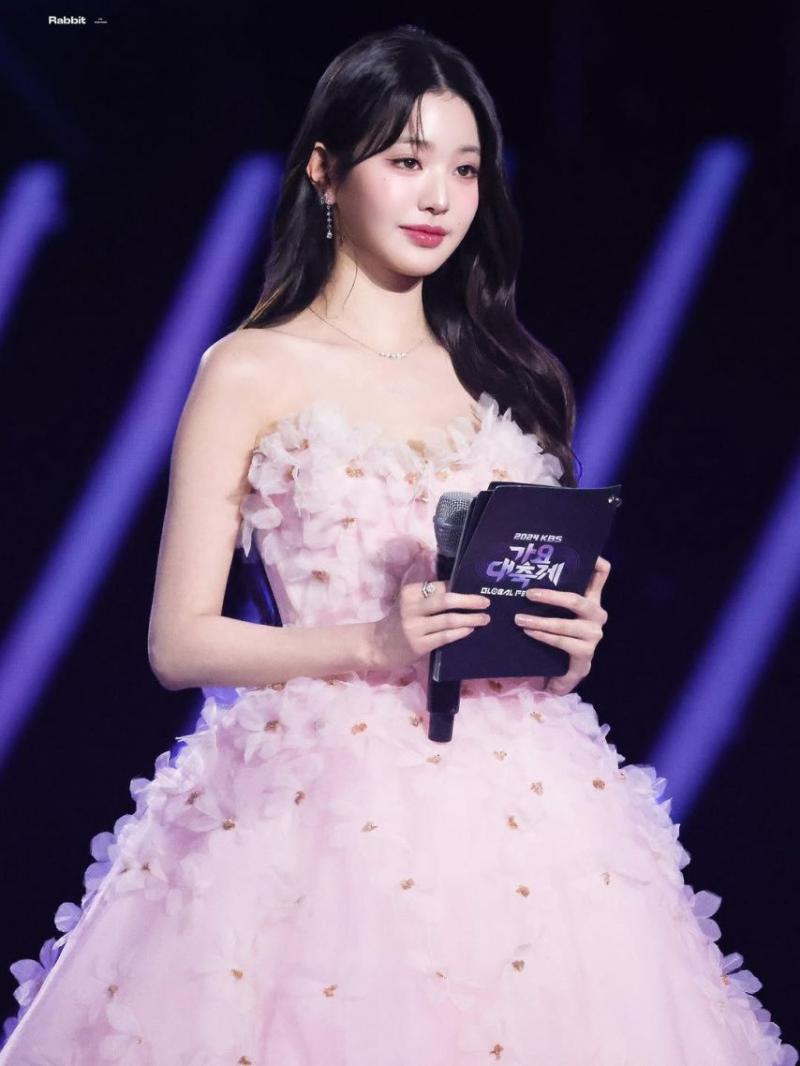 IVE (아이브) 장원영