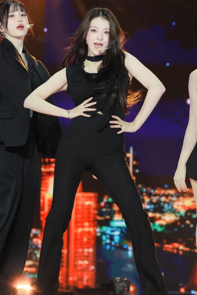 프로미스나인 이나경