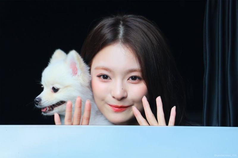 프로미스나인 이나경