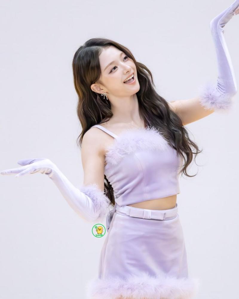 프로미스나인 이나경