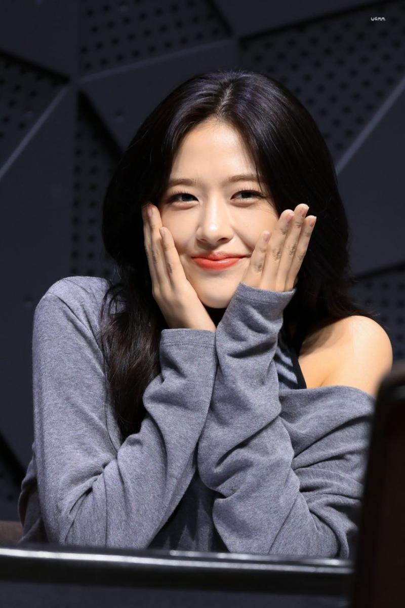 아이브 안유진
